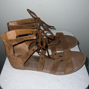 Dolce Vita Lace-Up Flat Sandals Brown